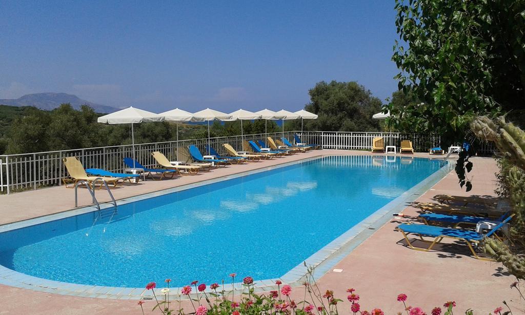 Calamon Apartments Episkopi  Ngoại thất bức ảnh
