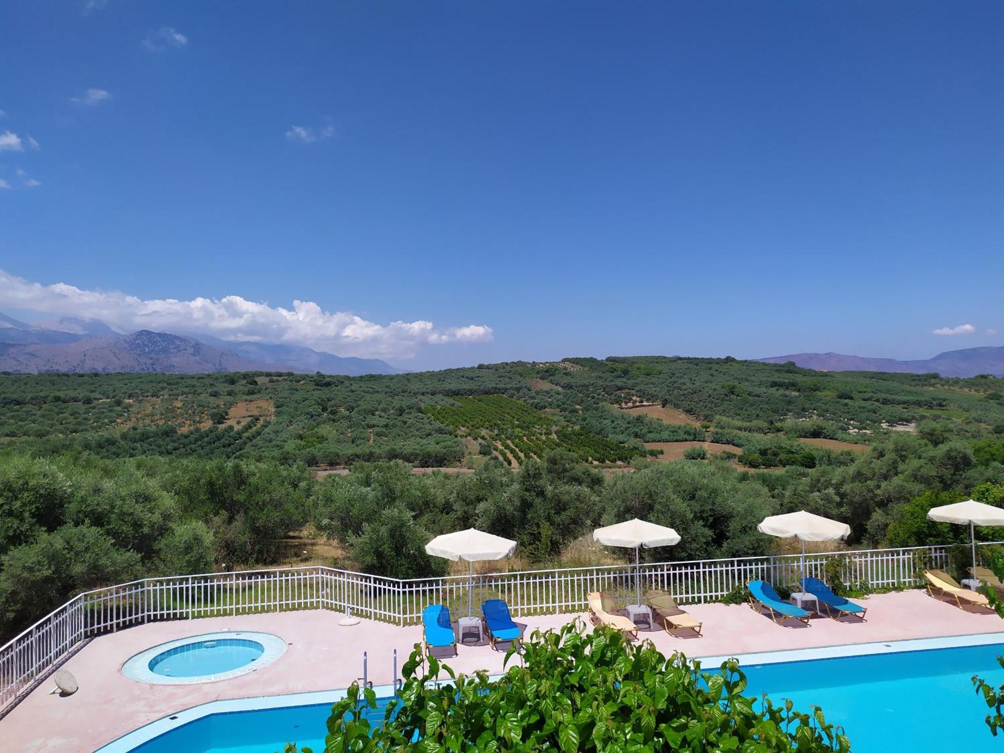 Calamon Apartments Episkopi  Ngoại thất bức ảnh