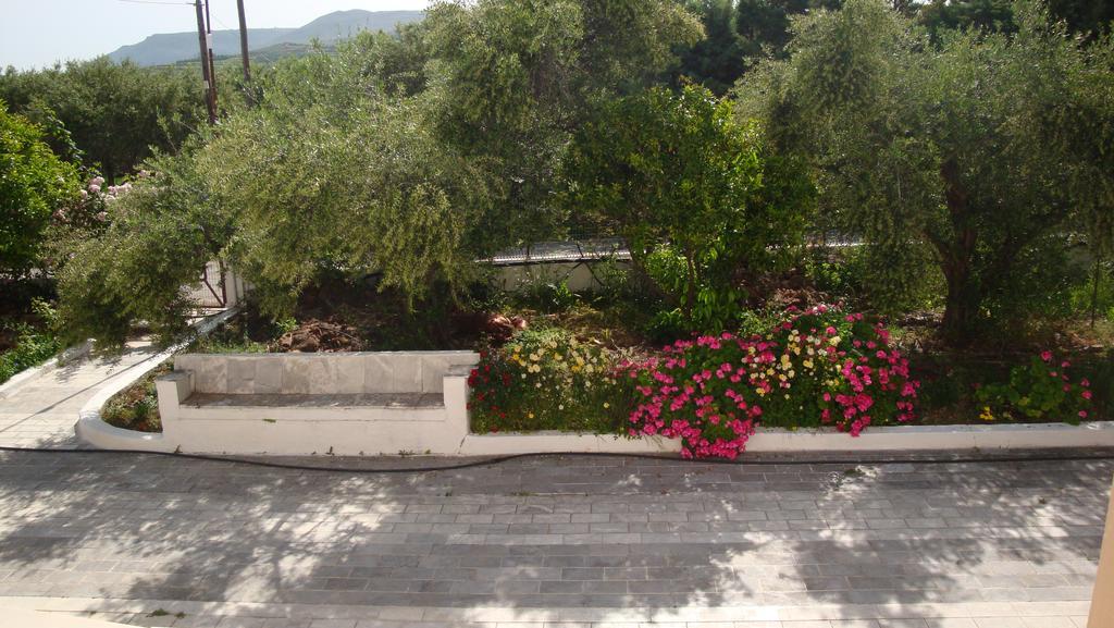 Calamon Apartments Episkopi  Ngoại thất bức ảnh